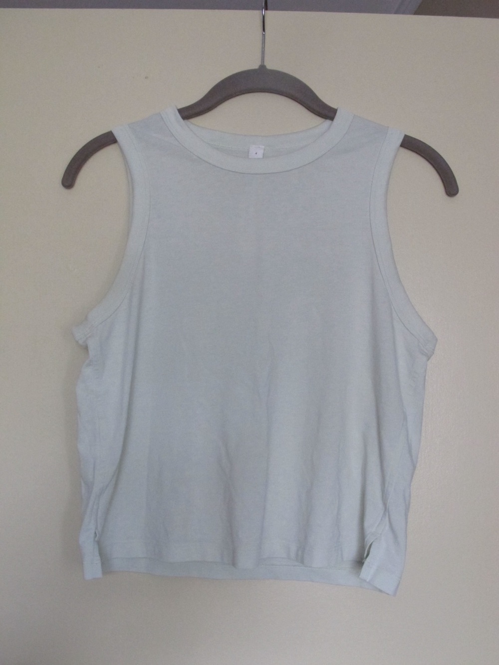 Lululemon Women’s Sleeveless Tank Top - Light Green